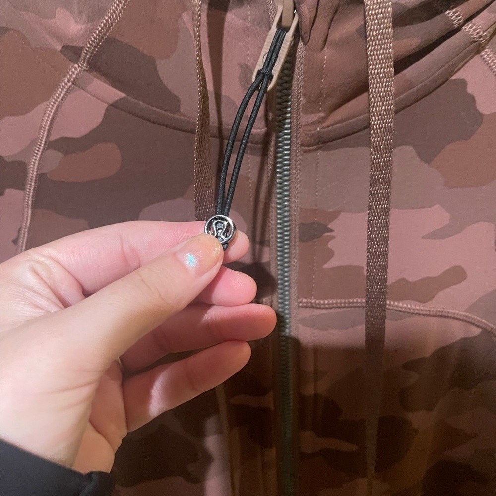 Lululemon Define Jacket - Picture 3 of 7